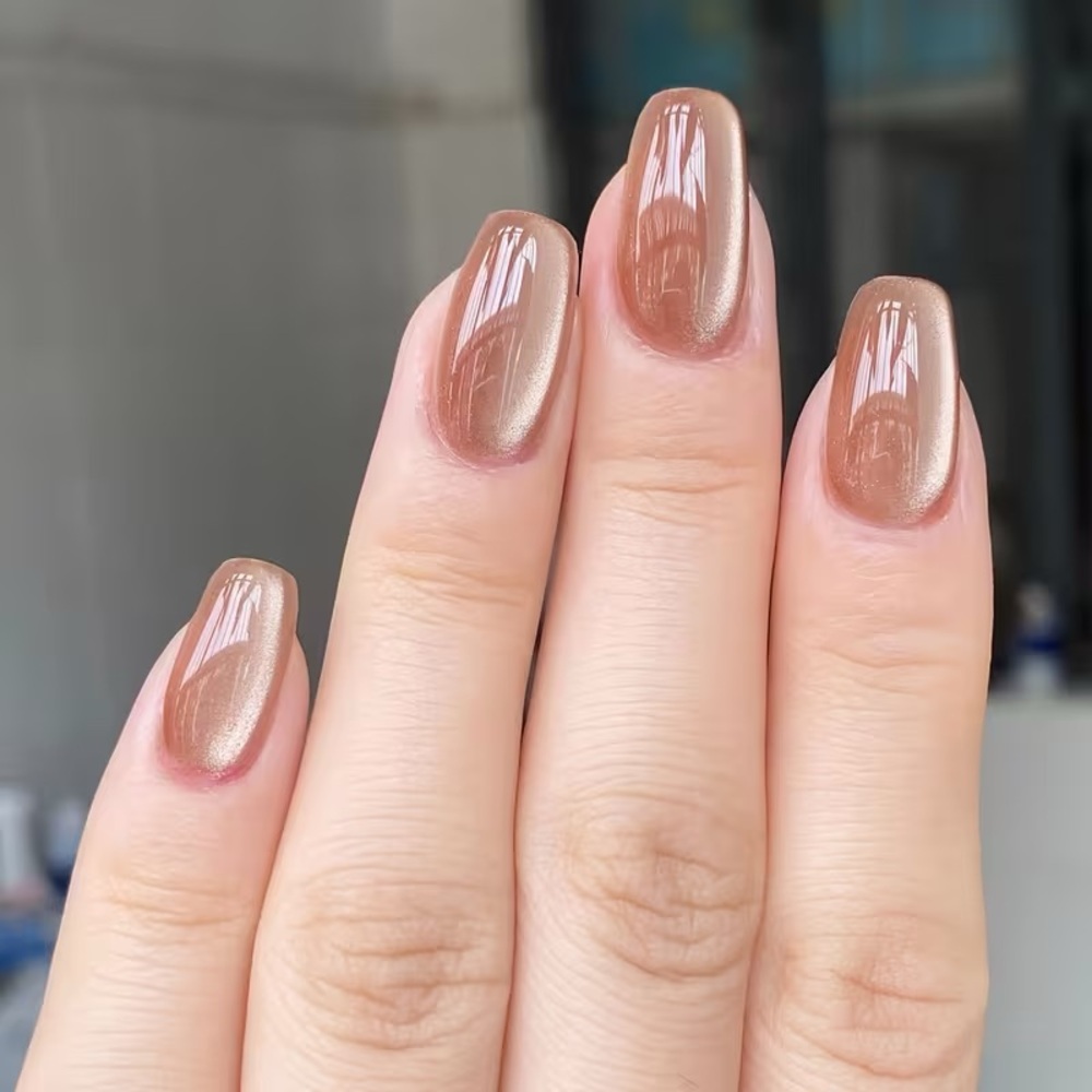 Glossy Taupe Cats Eye Nails